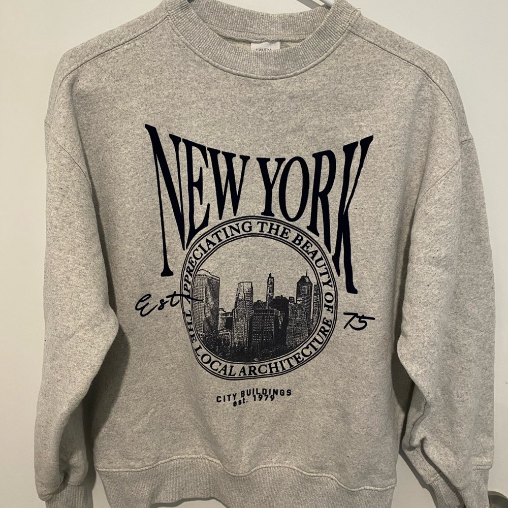 Zara Gray New York Graphic Crewneck Sweater